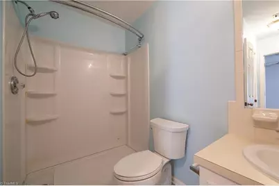 136 Chrisfield Circle, Winston-Salem, NC 27104 - Photo 22