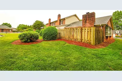 136 Chrisfield Circle, Winston-Salem, NC 27104 - Photo 30