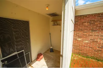 136 Chrisfield Circle, Winston-Salem, NC 27104 - Photo 32