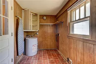 209 Burton St, Reidsville, NC 27320 - Photo 24