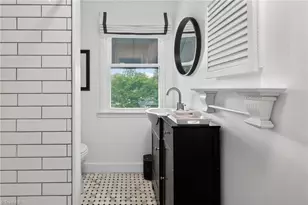 606 Westminster Dr, Greensboro, NC 27410 - Photo 20