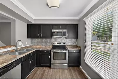 4321 Baylor Street, Greensboro, NC 27455 - Photo 10