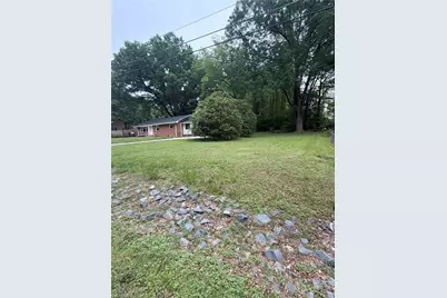 439 Meadowview Drive, Winston-Salem, NC 27107 - Photo 24