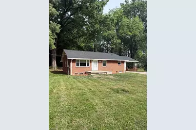 439 Meadowview Drive, Winston-Salem, NC 27107 - Photo 2