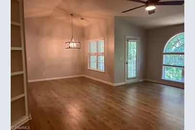 3700 Cotswold Terrace #3B, Greensboro, NC 27410 - Photo 12