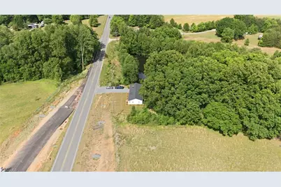 5406 Reidsville Road, Walkertown, NC 27009 - Photo 22