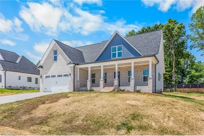 211 Cool Run, Lexington, NC 27295 - Photo 4