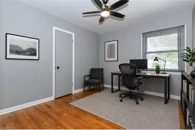 1620 Woodbriar Avenue, Greensboro, NC 27405 - Photo 10