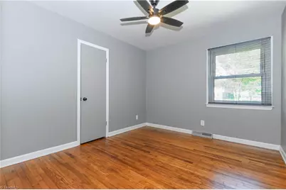 1620 Woodbriar Avenue, Greensboro, NC 27405 - Photo 12
