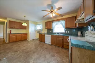 4361 N Old 52 Rd, Pinnacle, NC 27043 - Photo 6