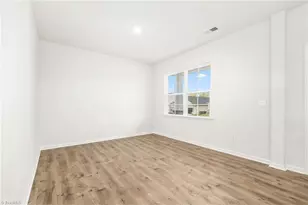 4737 Reedy Creek Farm Cir, Greensboro, NC 27405 - Photo 2