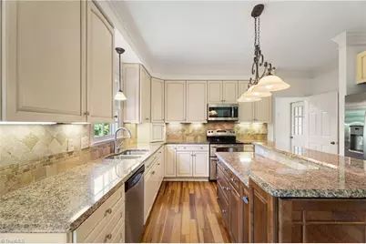 7706 Holly Field Road, Clemmons, NC 27012 - Photo 10