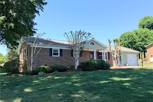 3216 Country View Rd, Jonesville, NC 28642 - Photo 4