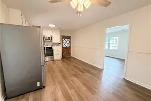 3216 Country View Rd, Jonesville, NC 28642 - Photo 8