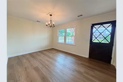3216 Country View Road, Jonesville, NC 28642 - Photo 8