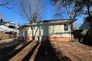 813 Idlewood Dr, Greensboro, NC 27408 - Photo 24