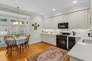 30 Sturbridge Ln, Greensboro, NC 27408 - Photo 6