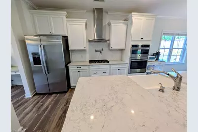 226 Bismarck Court, Winston-Salem, NC 27104 - Photo 6