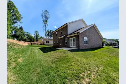 226 Bismarck Court, Winston-Salem, NC 27104 - Photo 4