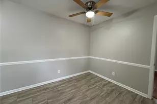2319 Albright Dr, Greensboro, NC 27408 - Photo 20