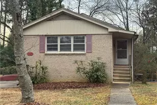 2319 Albright Dr, Greensboro, NC 27408 - Photo 2