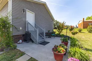 2281 Farmington Rd, Mocksville, NC 27028 - Photo 28