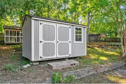 2714 Evergreen Drive, Greensboro, NC 27408 - Photo 26