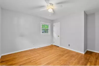 2714 Evergreen Drive, Greensboro, NC 27408 - Photo 16