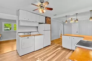 2714 Evergreen Dr, Greensboro, NC 27408 - Photo 8