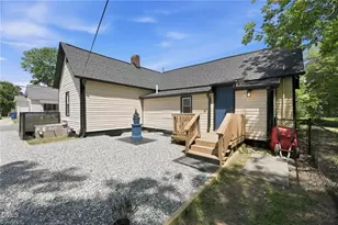 607 Seymour St, Graham, NC 27253 - Photo 16