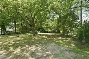 607 Seymour St, Graham, NC 27253 - Photo 18