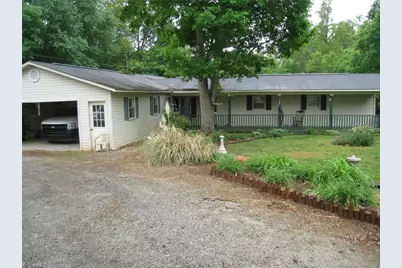 1055 Zack Drive, Pilot Mountain, NC 27041 - Photo 2