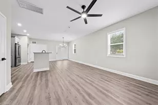 113 Sunset Dr, Randleman, NC 27317 - Photo 4