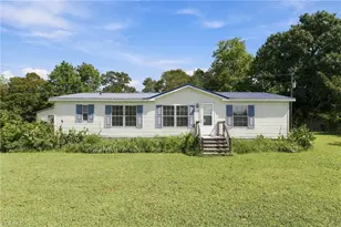 4790 Waynick Meadow Rd, Asheboro, NC 27205 - Photo 1