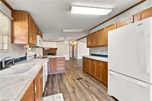 4790 Waynick Meadow Rd, Asheboro, NC 27205 - Photo 22