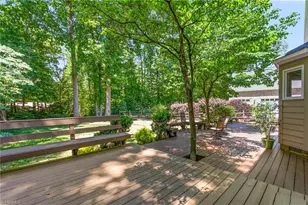 1219 Foxfire Dr, Greensboro, NC 27410 - Photo 36