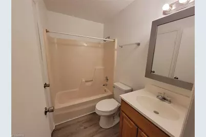 3300 Starlight Drive #8, Winston-Salem, NC 27107 - Photo 4