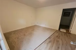 3300 Starlight Dr, Winston-Salem, NC 27107 - Photo 2