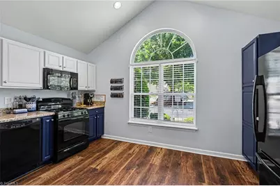 110 Goldfinch Avenue, Greensboro, NC 27409 - Photo 14