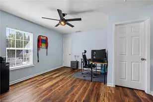 110 Goldfinch Ave, Greensboro, NC 27409 - Photo 22