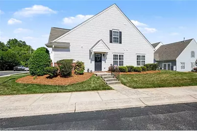 110 Goldfinch Avenue, Greensboro, NC 27409 - Photo 2