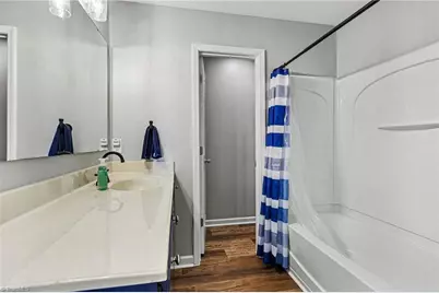 110 Goldfinch Avenue, Greensboro, NC 27409 - Photo 20