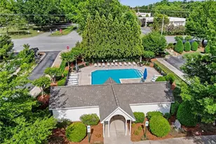 110 Goldfinch Ave, Greensboro, NC 27409 - Photo 32