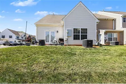 110 Goldfinch Avenue, Greensboro, NC 27409 - Photo 28
