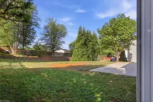 4576 Vernon Farms Blvd, Kernersville, NC 27284 - Photo 28