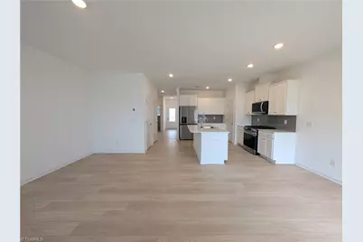1809 Pheasant Trace Circle, Kernersville, NC 27284 - Photo 6