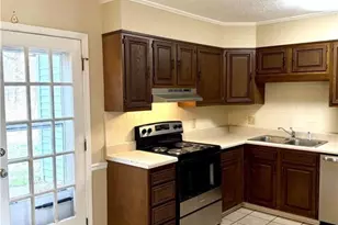 2315 Bay Meadows Ct, Clemmons, NC 27103 - Photo 2