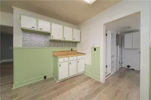 115 E Main St, Jonesville, NC 28642 - Photo 14