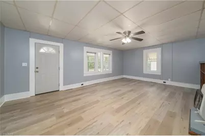 115 E Main Street, Jonesville, NC 28642 - Photo 10