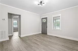 911 Williams St, Eden, NC 27288 - Photo 8